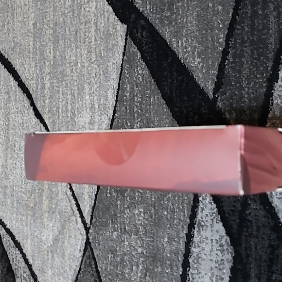 WILD EARTH ๐ 4 PIECE GIFT SET - Picture 10 of 11